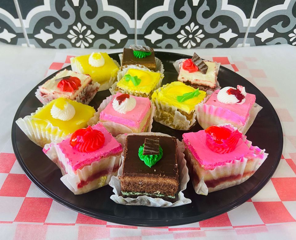 Small Dessert Tray