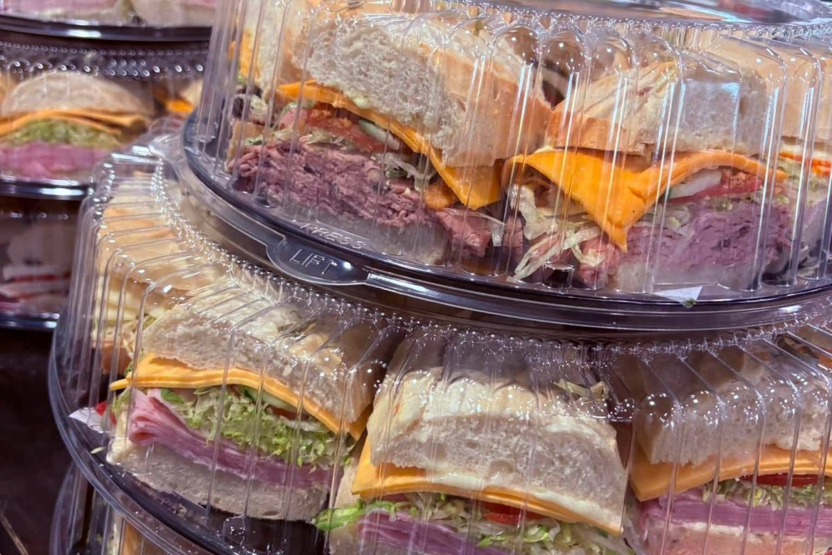 Stacked sub sandwich trays